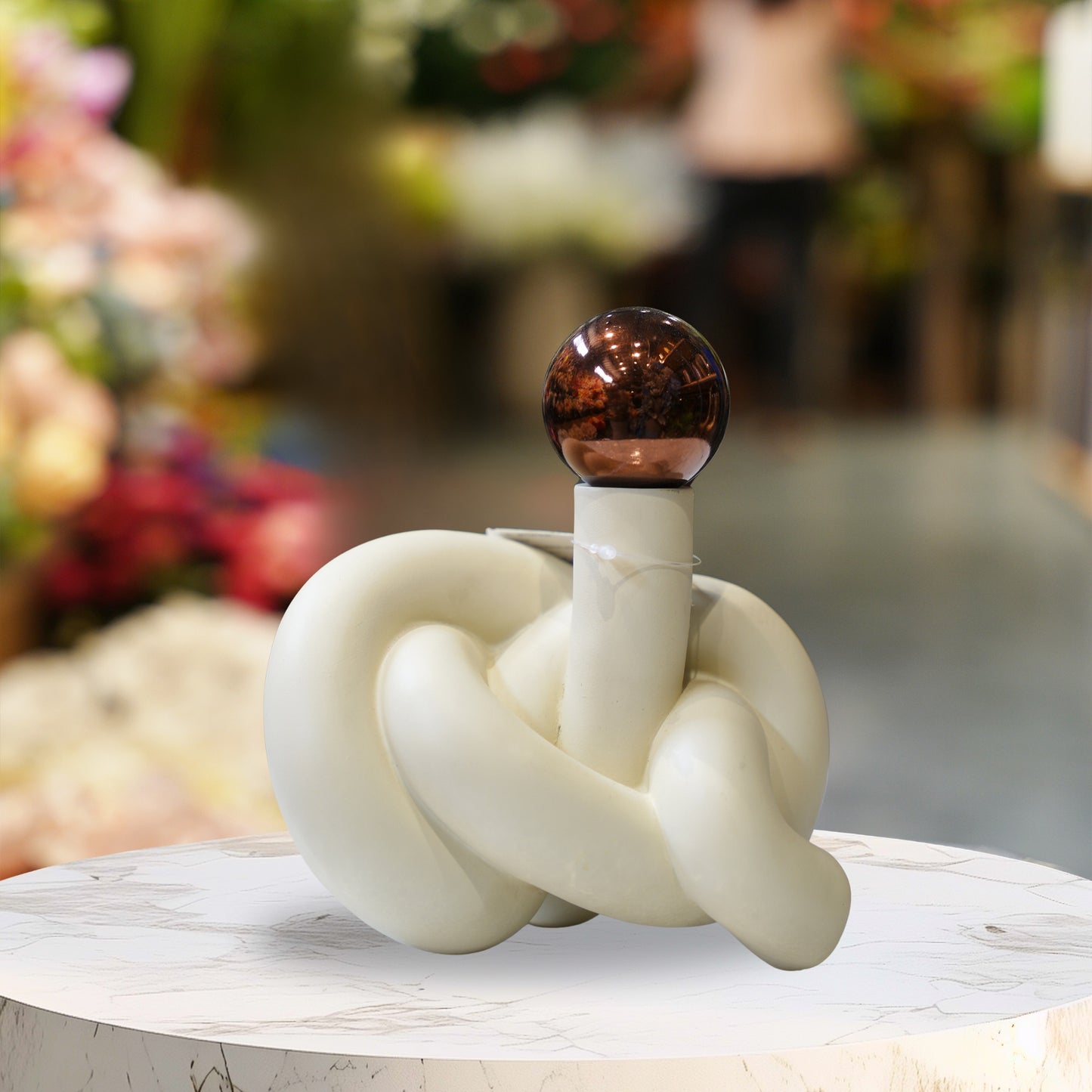 Knot of Curiosity Sculpture