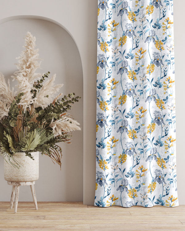 Blue and white floral petal design polyester eyelet curtain